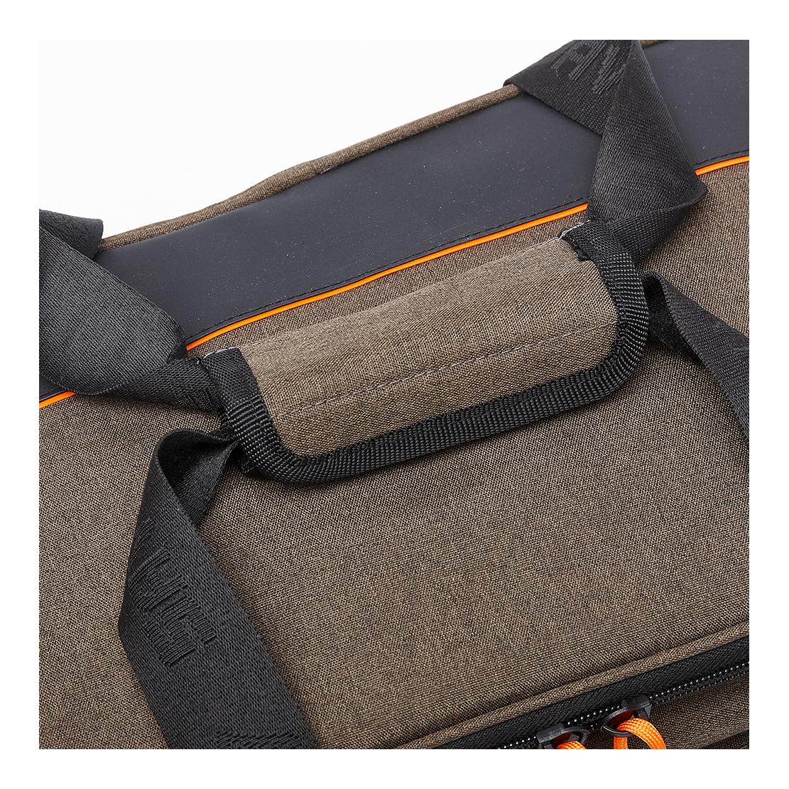 Savage Gear Specialist Lure Bag mit Boxen - Ködertasche