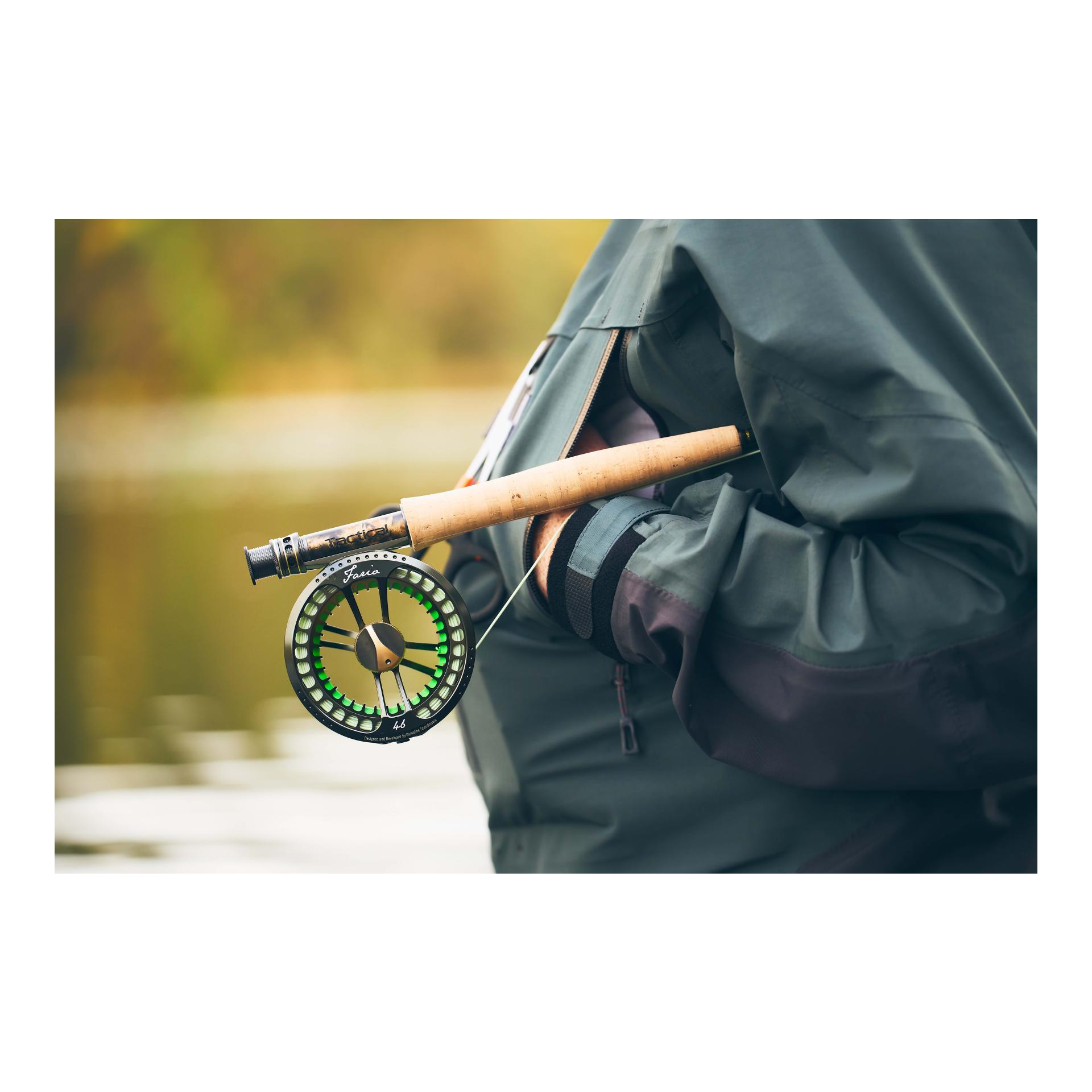 Guideline Fario LW Dark Grey Green/Gold - Fliegenrolle